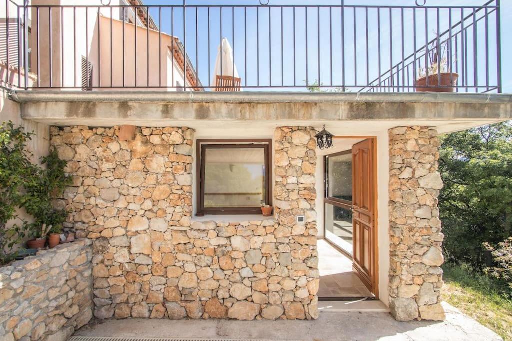 Bas De Villa Au Milieu Des Oliviers. Chateauneuf-Villevieille 外观 照片